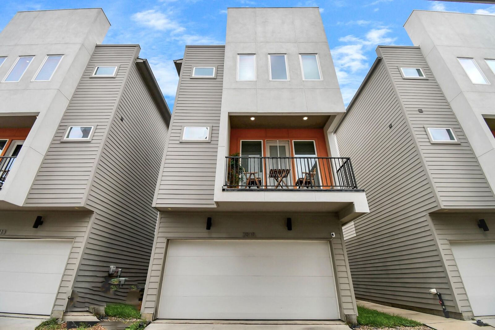 Property Photo:  2815 Palm Street  TX 77004 