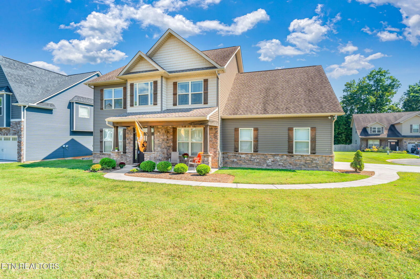 Property Photo: 1202 Quicksilver Way TN 37922