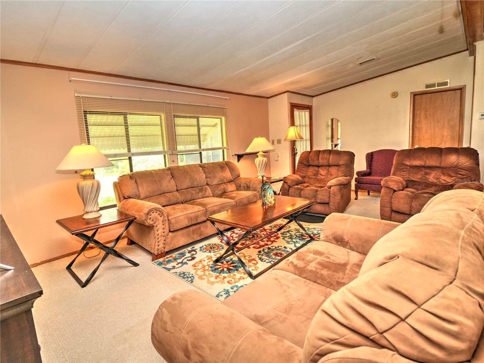 Property Photo: 125 NW 137th Terrace FL 34482