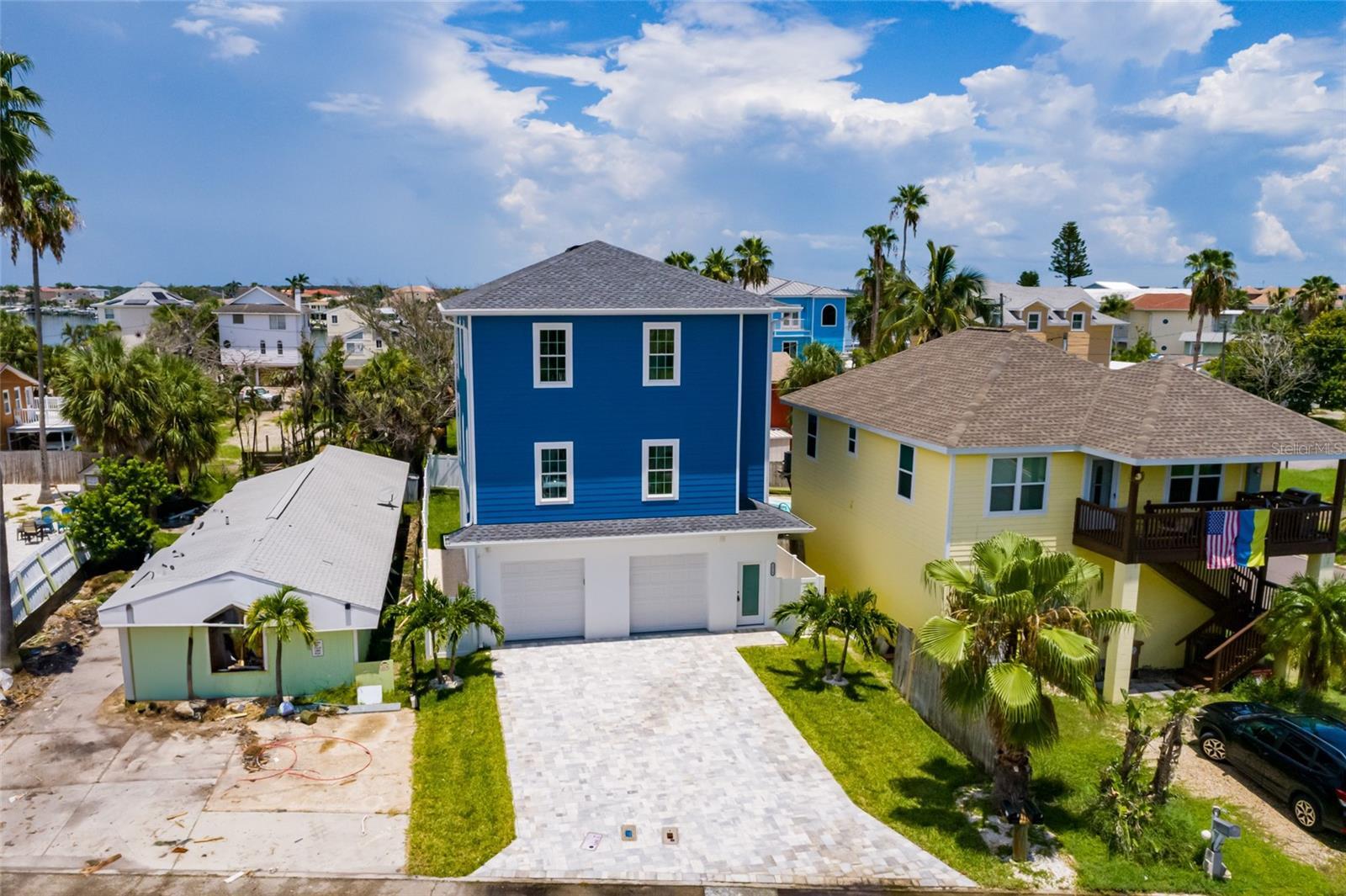 Property Photo: 13117 4th Street E FL 33708