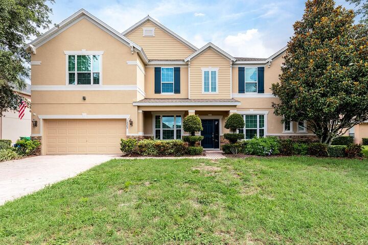 Property Photo: 15505 Belle Meade Drive FL 34787