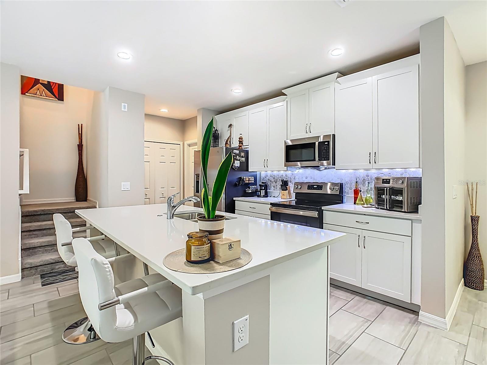 Property Photo:  1254 Wispy Cypress Drive  FL 34746 