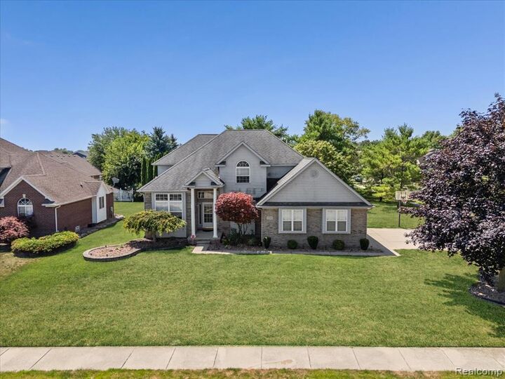 27119 Landmark Drive  Flat Rock MI 48134 9069 photo