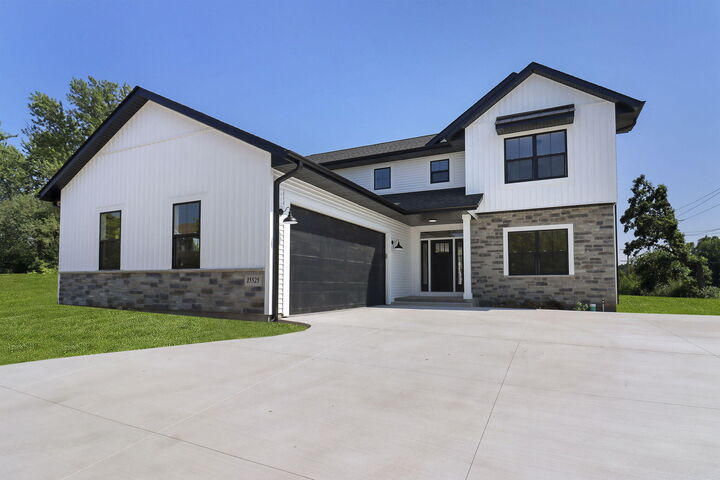 Property Photo: 15525 67th St WI 53142