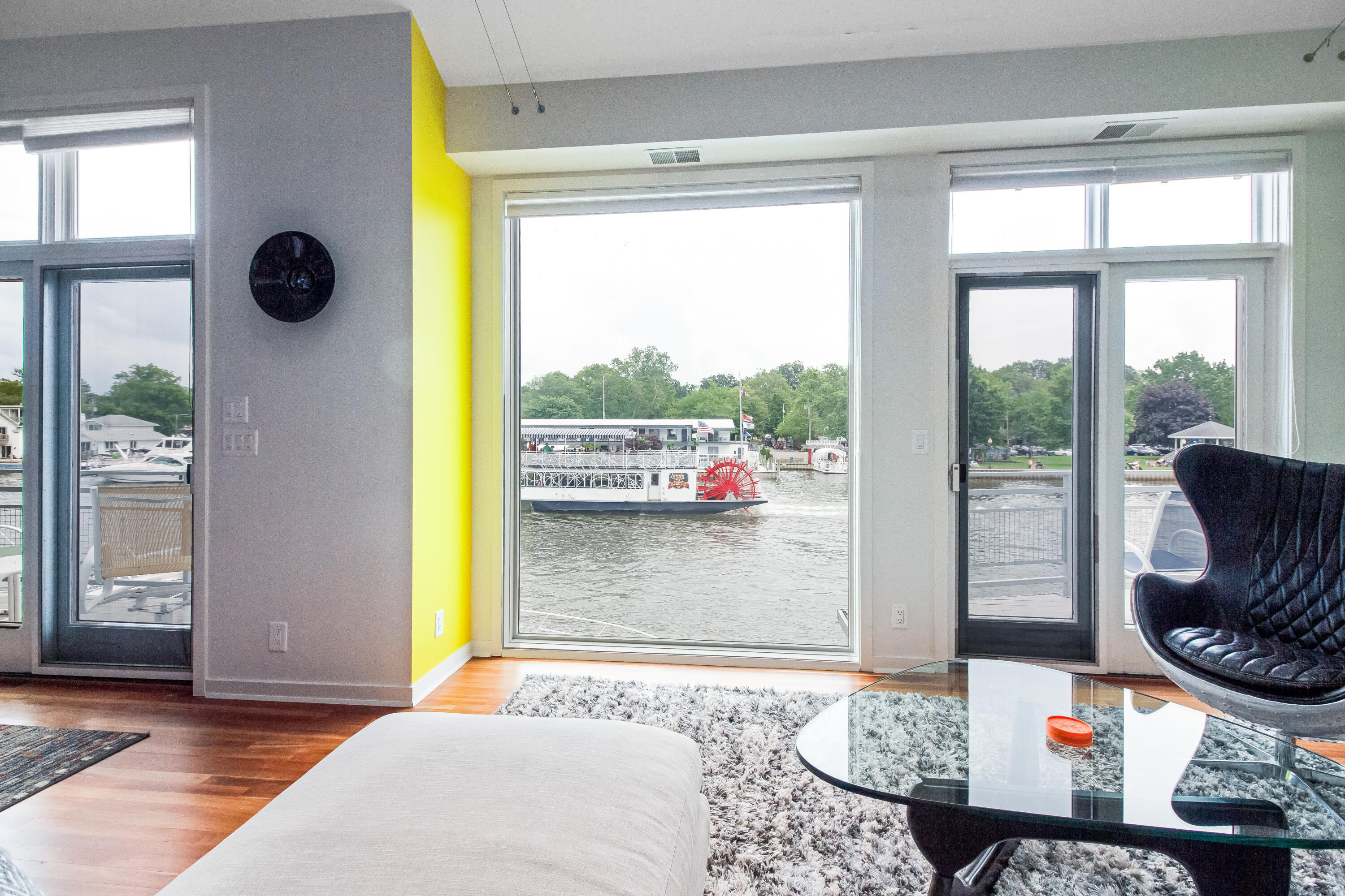 Property Photo: 515 Park Street MI 49453
