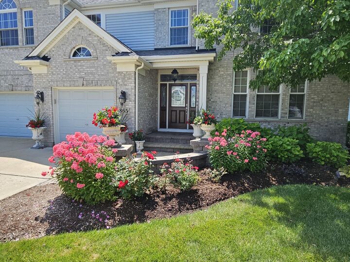 Property Photo:  
