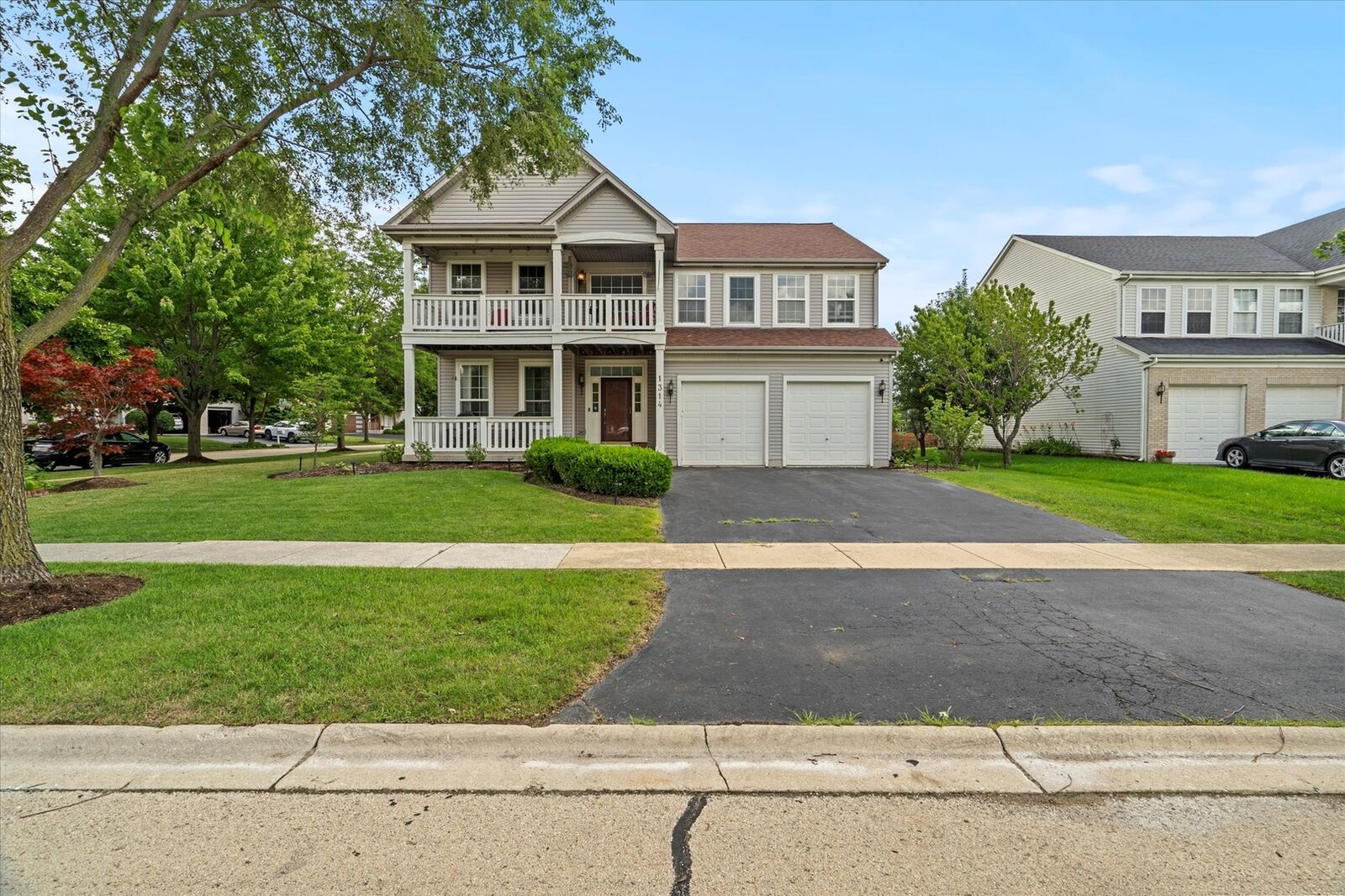 Property Photo: 1314 Danhof Drive IL 60490