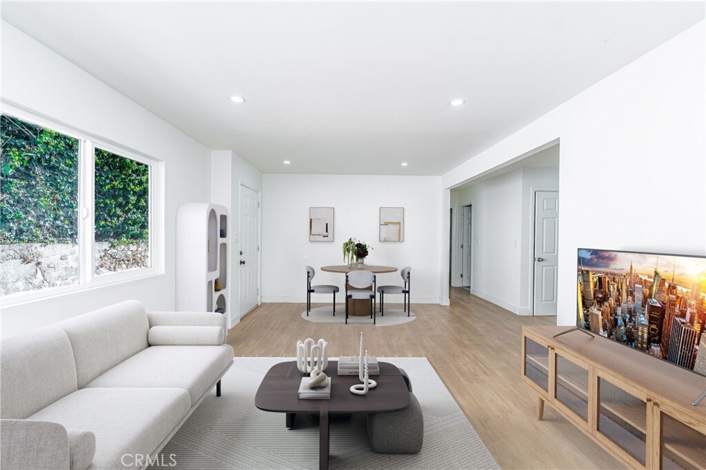 Property Photo:  230 Pepper Street  CA 91103 