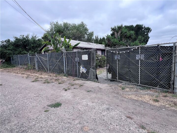 Property Photo: 413 West Street CA 93458