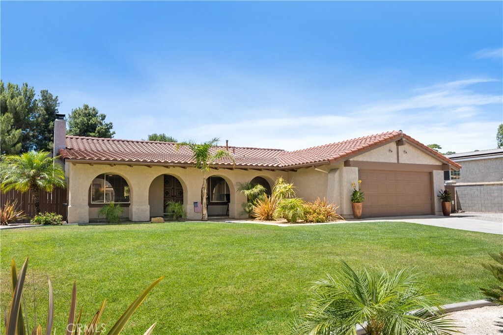 Property Photo: 33127 Camelot Drive CA 92399