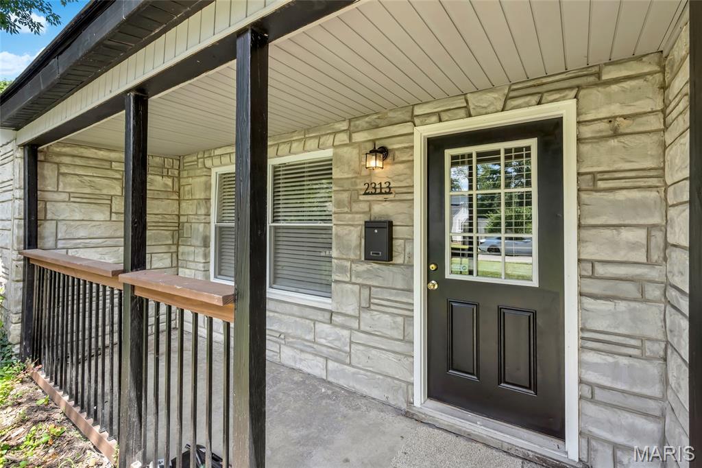Property Photo: 2313 Meadow Drive IL 62226