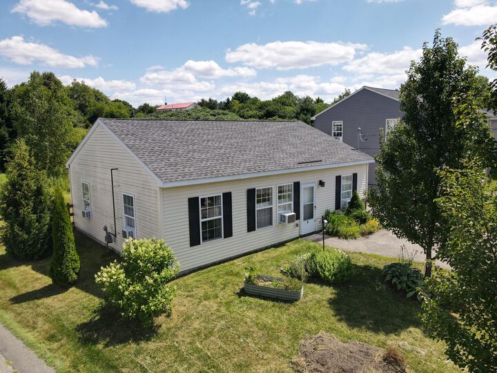 31 Whisper Drive  Bangor ME 04401 photo