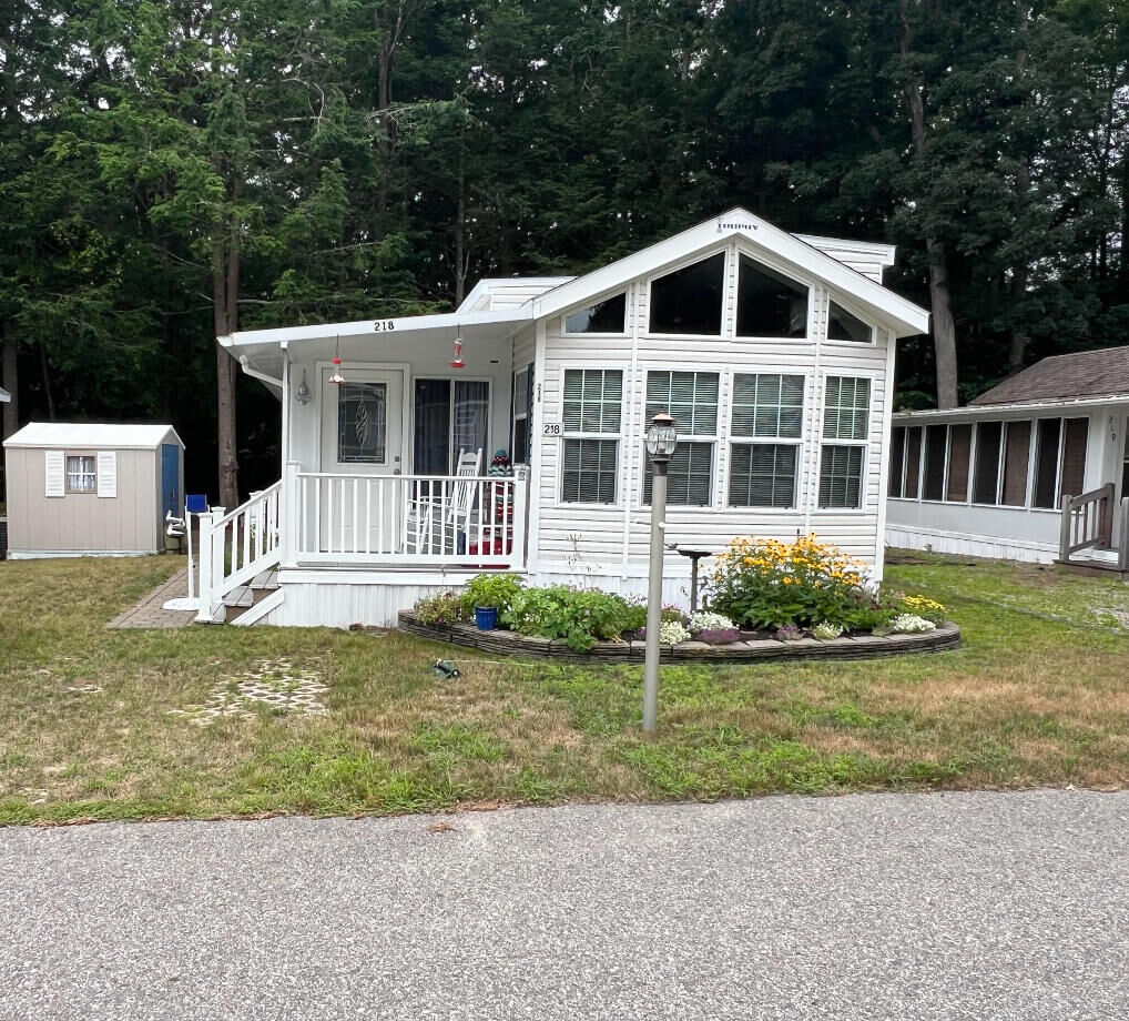 Property Photo: 430 Post Road 218 ME 04090