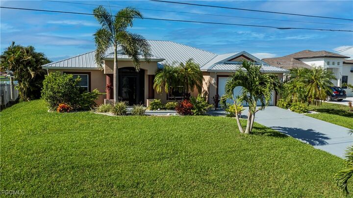 Property Photo:  320 NW 13th Street  FL 33993 