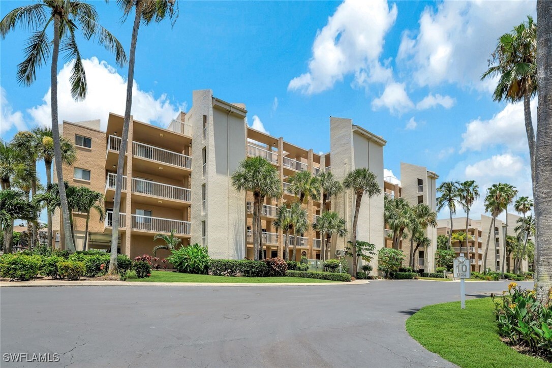 Property Photo:  889 Collier Court 2-203  FL 34145 