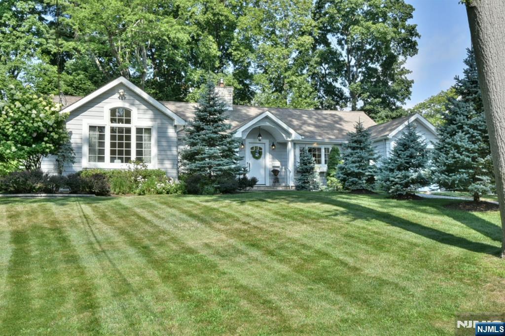 Property Photo: 550 Overlook Drive NJ 07481