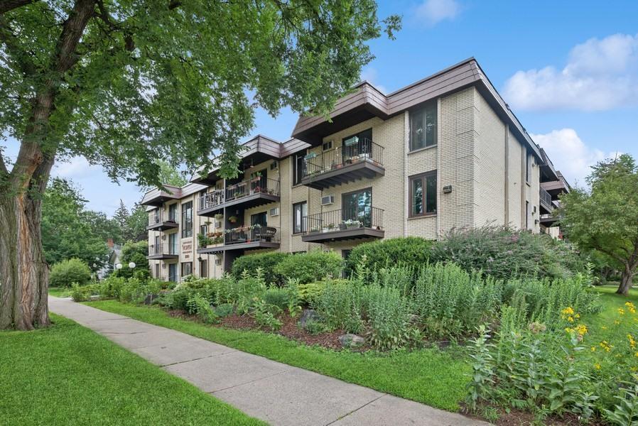 Property Photo: 2809 E Minnehaha Parkway 105 MN 55417