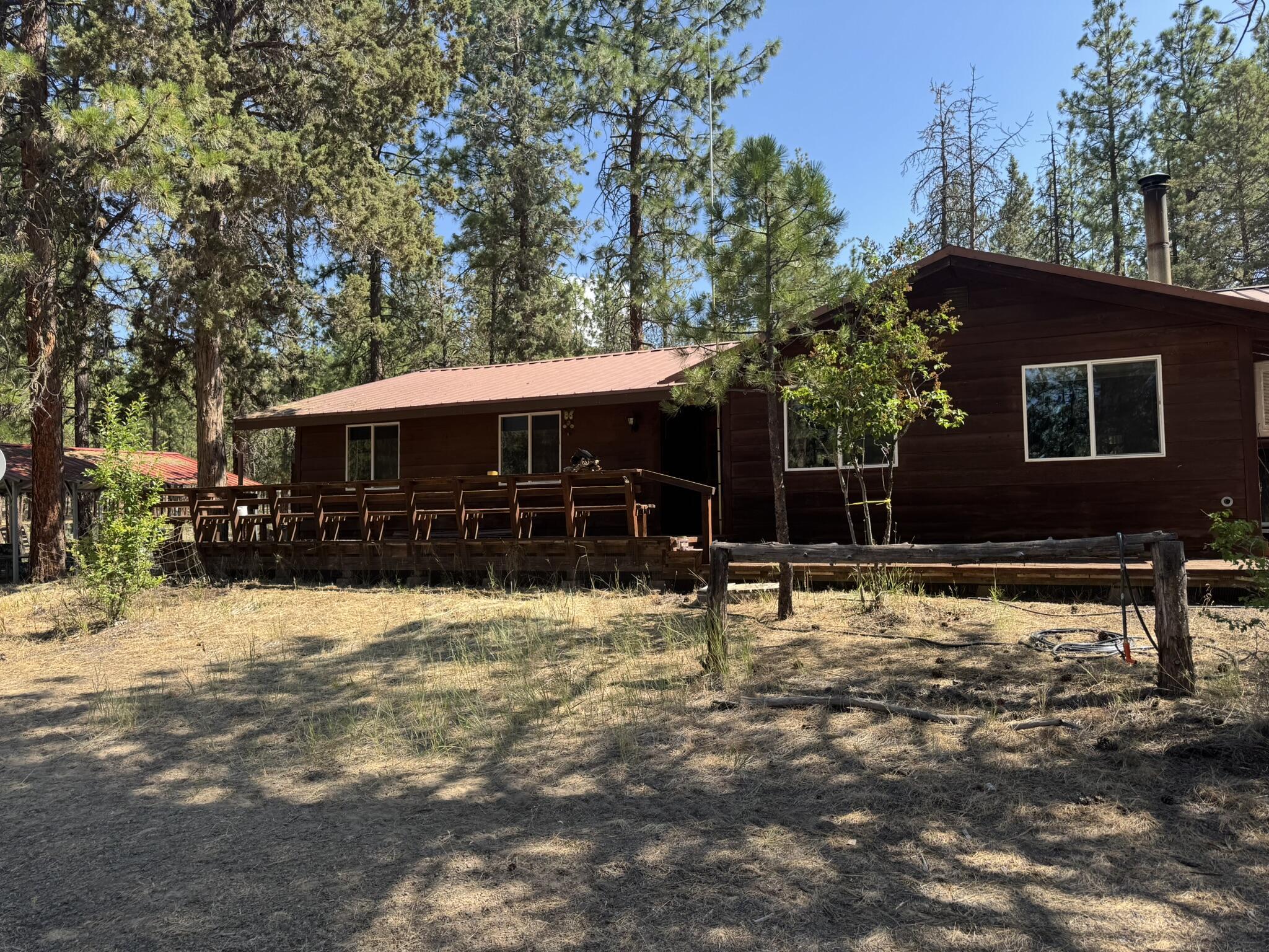 Property Photo: 28961 Yonna Wood Road OR 97623