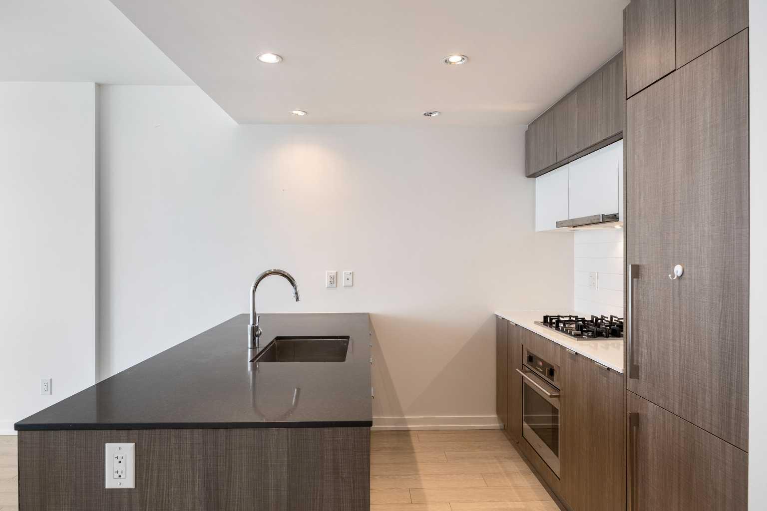 Photo de la propriété:  128 2 Street SW 503  AB T2P 0S7 