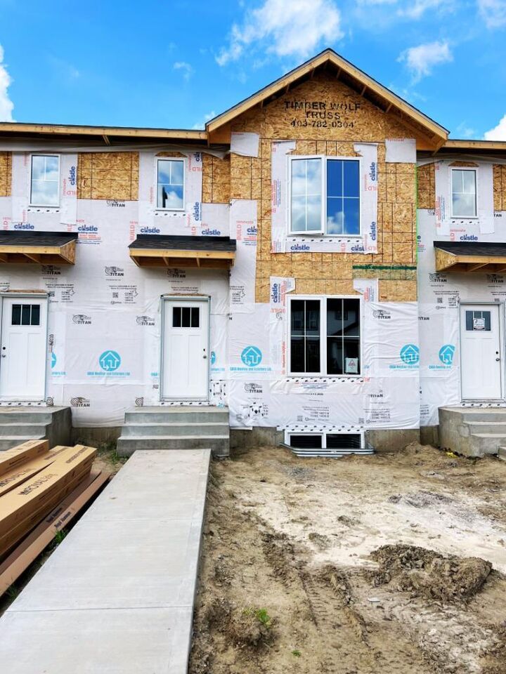 18 Anna Close  Blackfalds AB T4M 0N1 photo