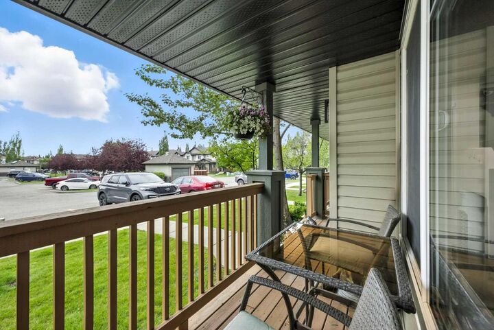 Property Photo: 105 Drake Landing Common 65 AB T1S 0C9