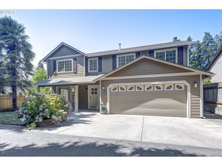 Property Photo:  6708 NE 2nd Pl  WA 98665 