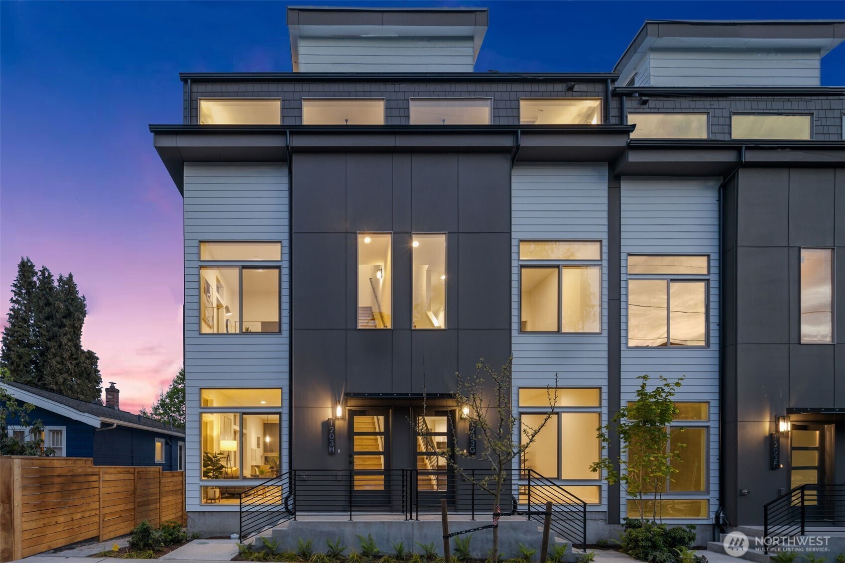 Property Photo: 4414 Midvale Avenue N WA 98103