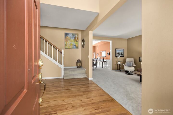 Property Photo: 9437 NE Coral Court WA 98110