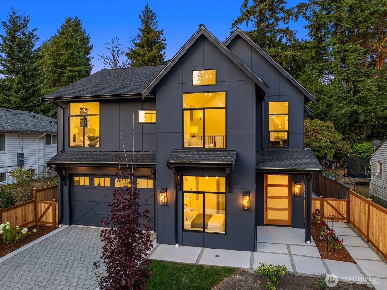 Property Photo:  3832  32nd Avenue W  WA 98199 
