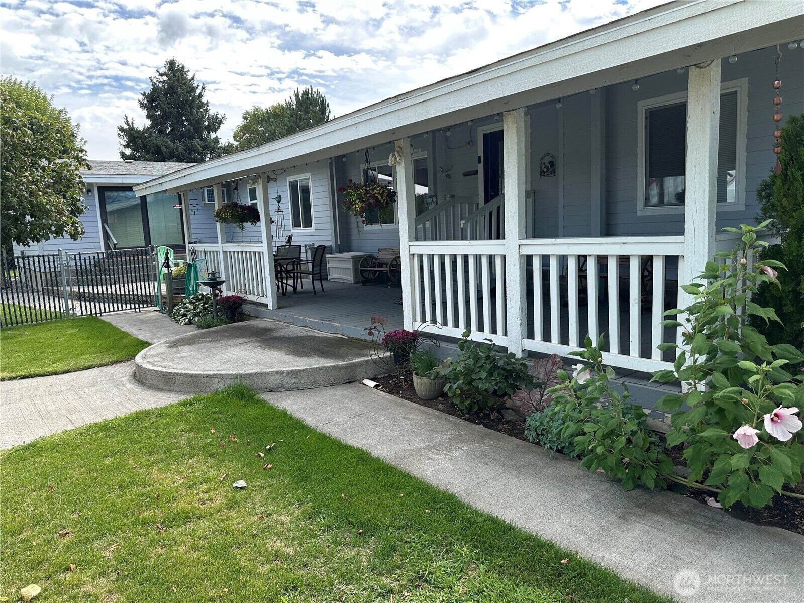 Property Photo:  15241  Baseline .5  SE  WA 98837 