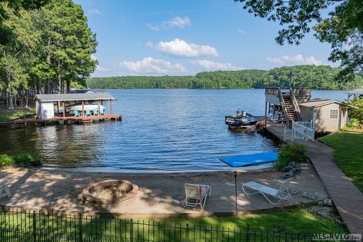 Property Photo:  156 E Cove Dr  NC 27551 