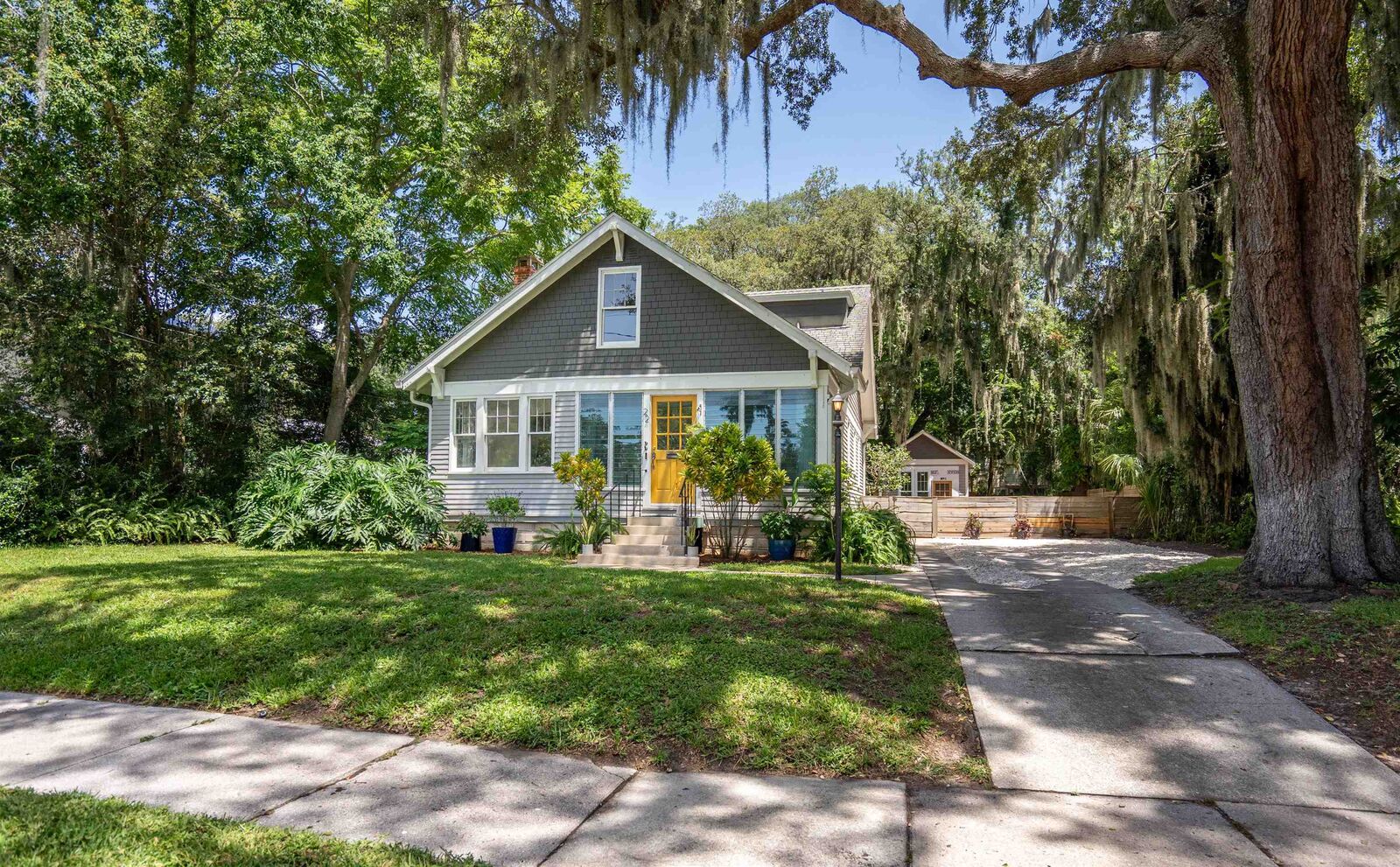 Property Photo: 22 Bay View Dr FL 32084