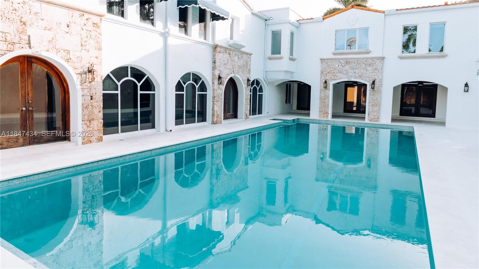 Property Photo:  2525 Indian Mound Trl  FL 33134 