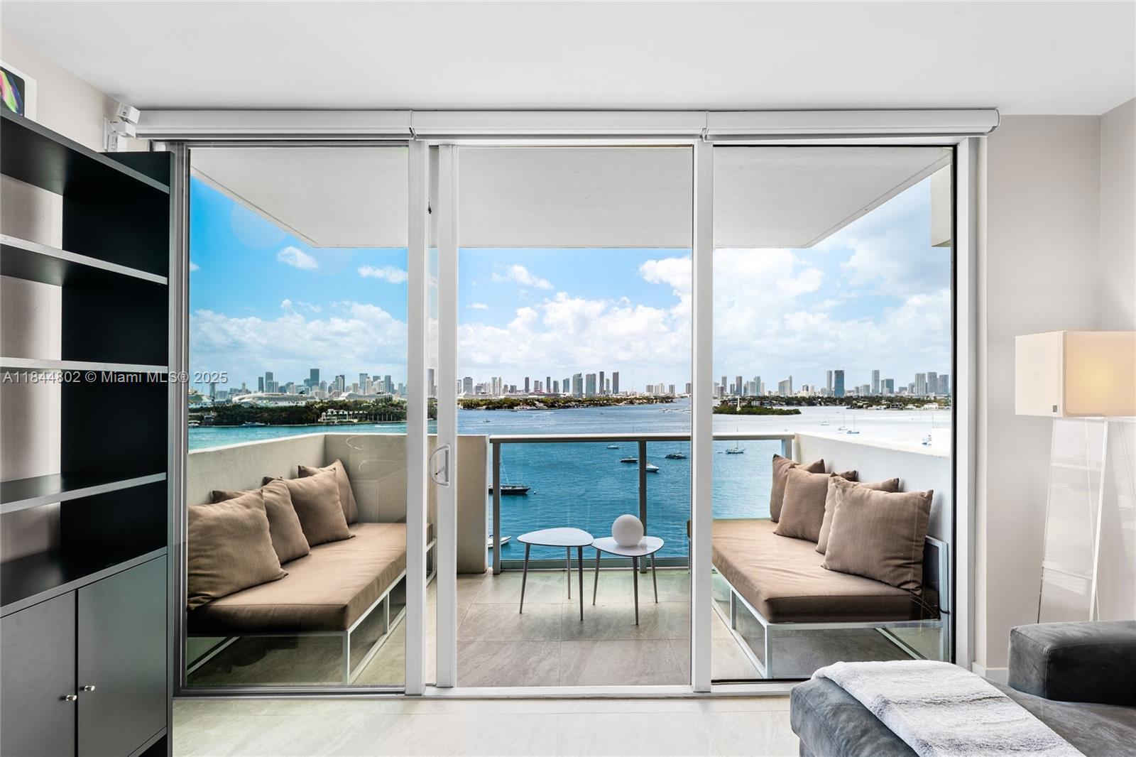 Property Photo:  1200 West Ave 1126  FL 33139 