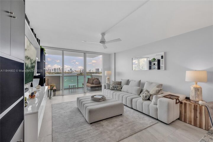 Property Photo: 1200 West Ave 1126 FL 33139