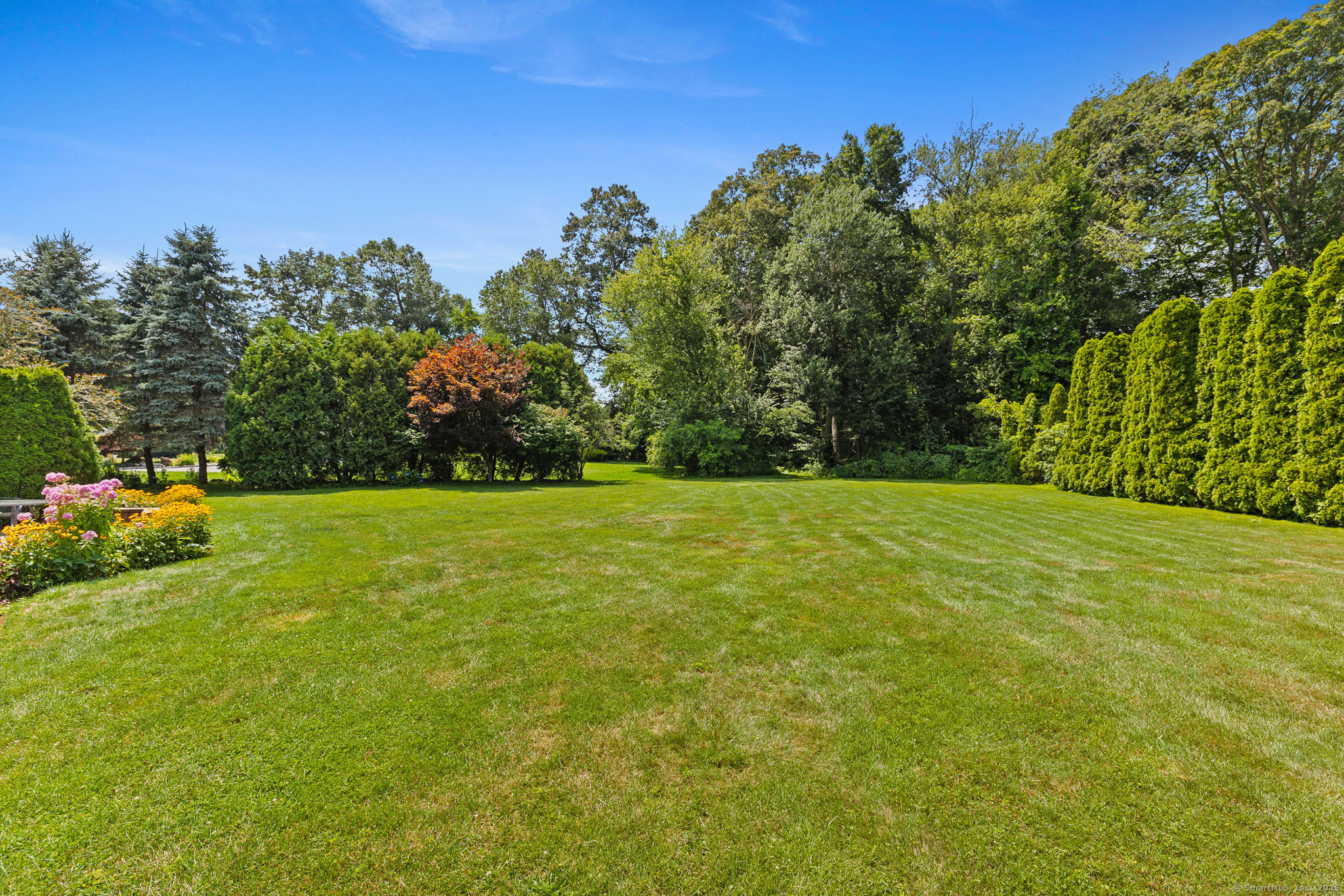Property Photo: 75 Spinners Run CT 06074