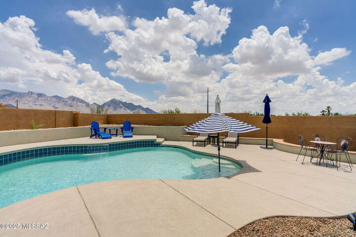 Property Photo:  12032 N Tall Grass Drive  AZ 85755 