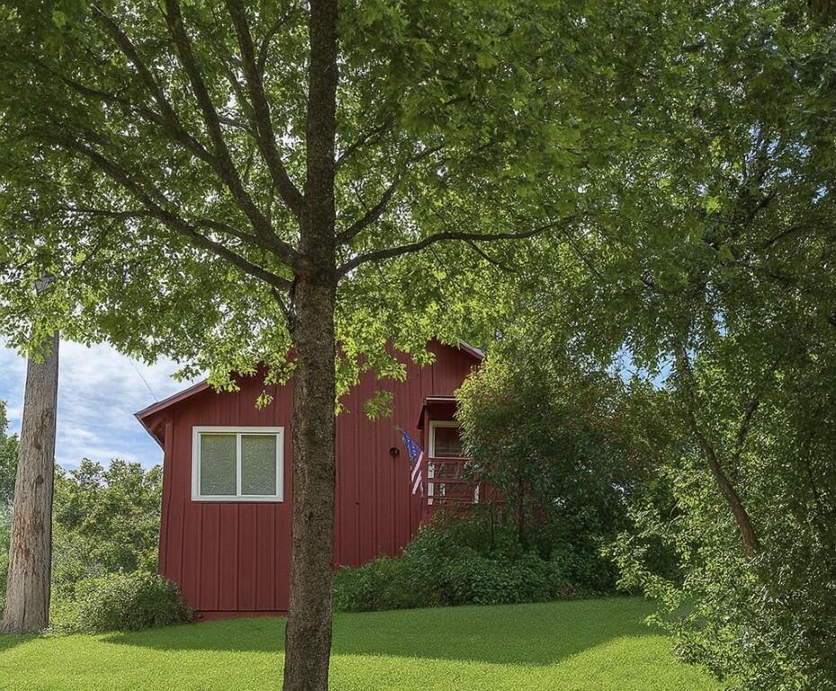 Property Photo: 379 Cedar Brook Trail CA 93207