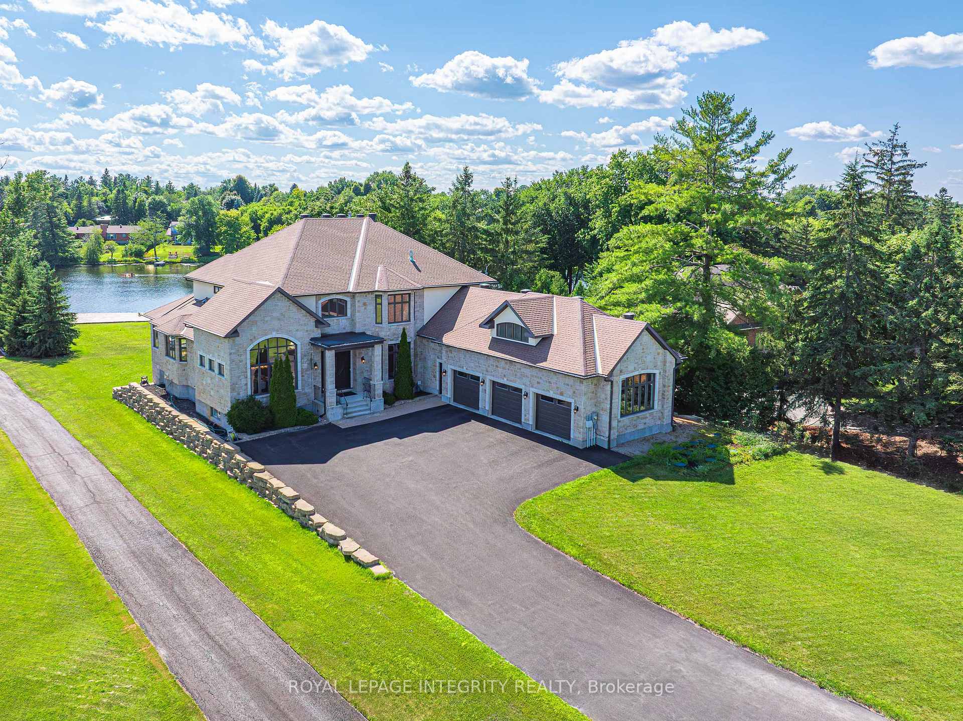 Property Photo:  1180 River Road  ON K4M 1B4 
