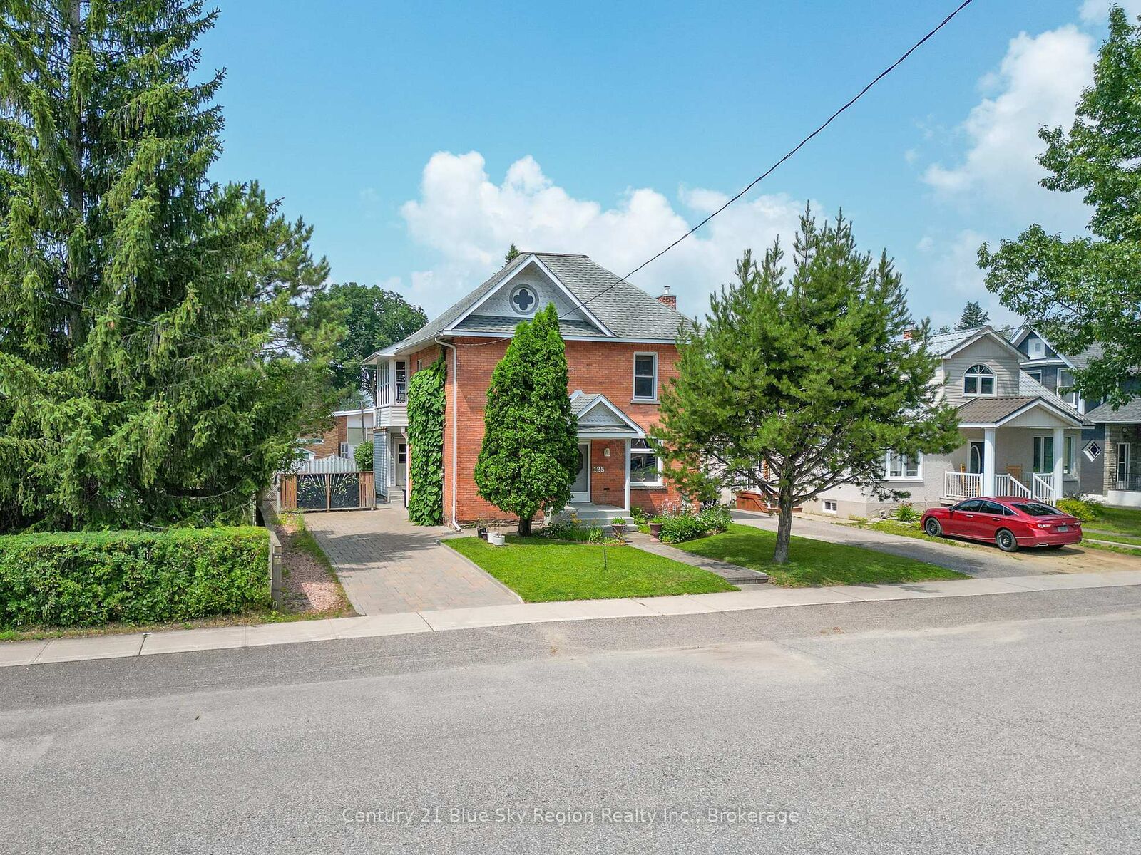 Property Photo: 125 Main Street ON P2B 1N6