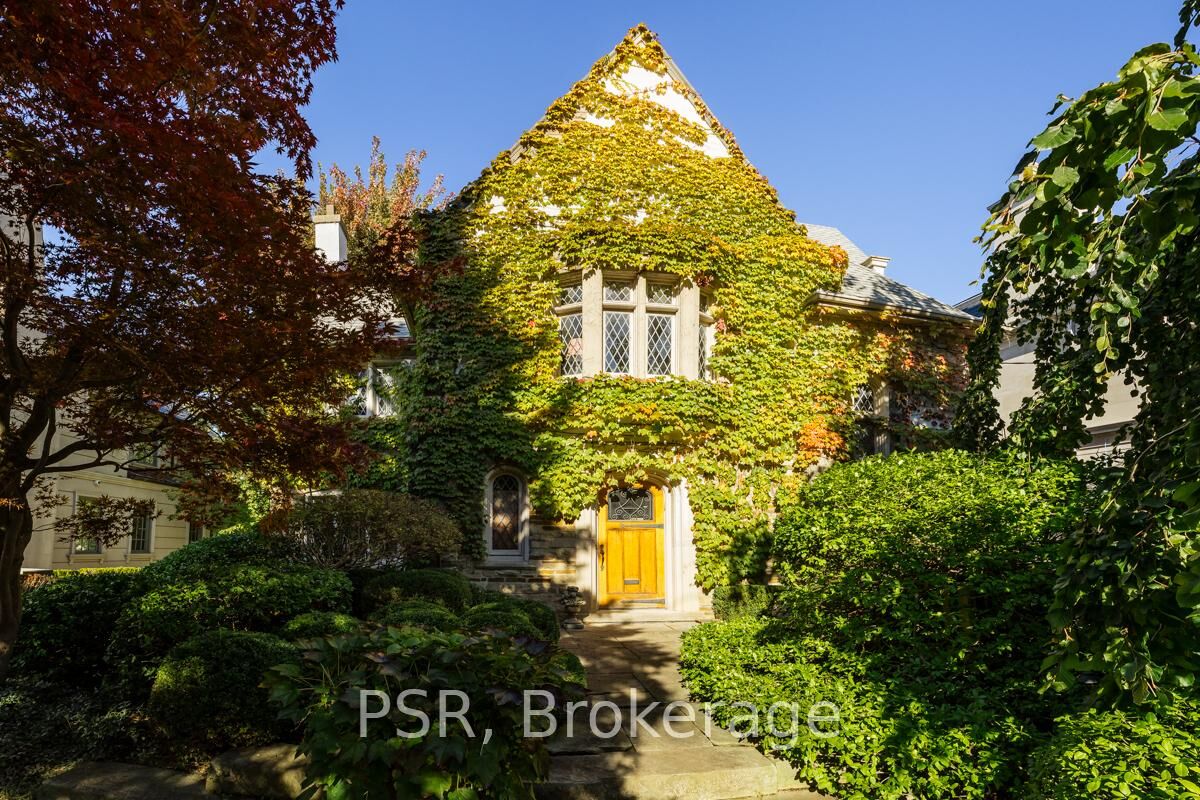 Property Photo: 13 Old Forest Hill Road ON M5P 2P6