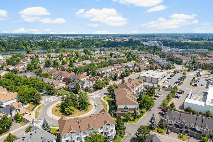 Property Photo: 282 Cresthaven Drive ON K2G 6W4