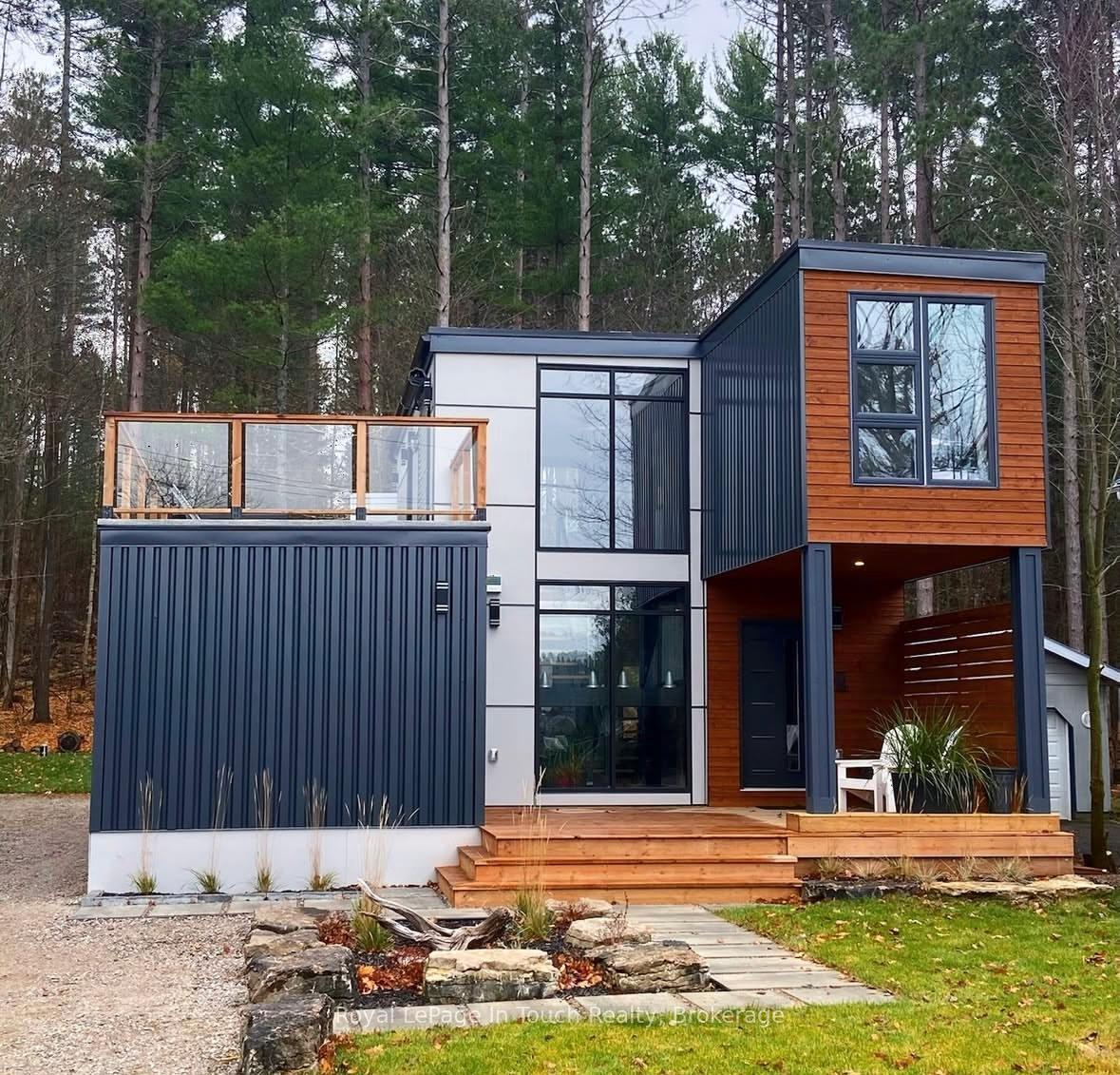 Property Photo:  91 Andrew Drive  ON L9M 0B4 