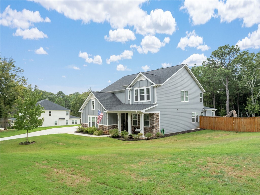 Property Photo: 729 Stringer Road SC 29627