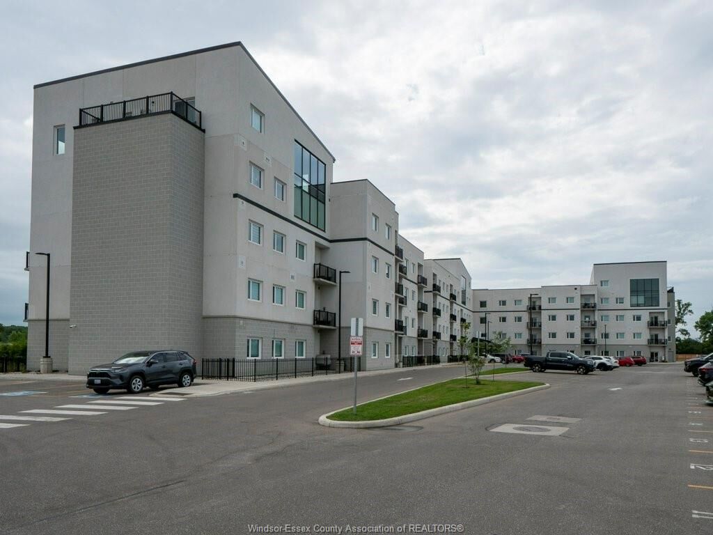 Property Photo: 1900 Concession Rd 6 104 ON N9H 0P1