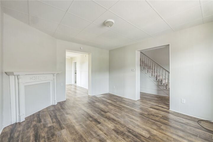 Property Photo: 158 Main St PA 15067