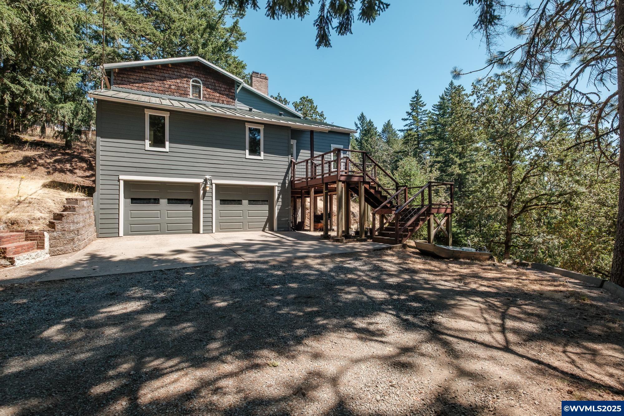 Property Photo:  34935 Northernwood Dr  OR 97327 