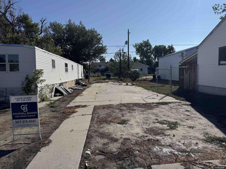 Property Photo:  1017 &Amp 1021 S Cedar Street  WY 82601 