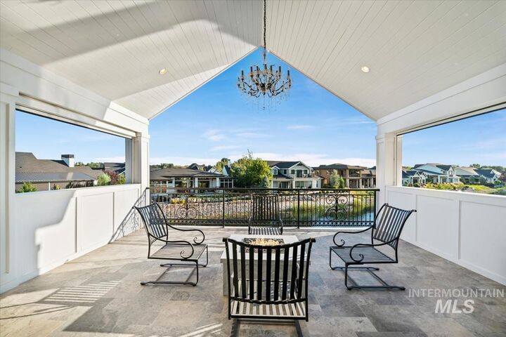 Property Photo:  1781 E Garden Brook Dr  ID 83616-7587 