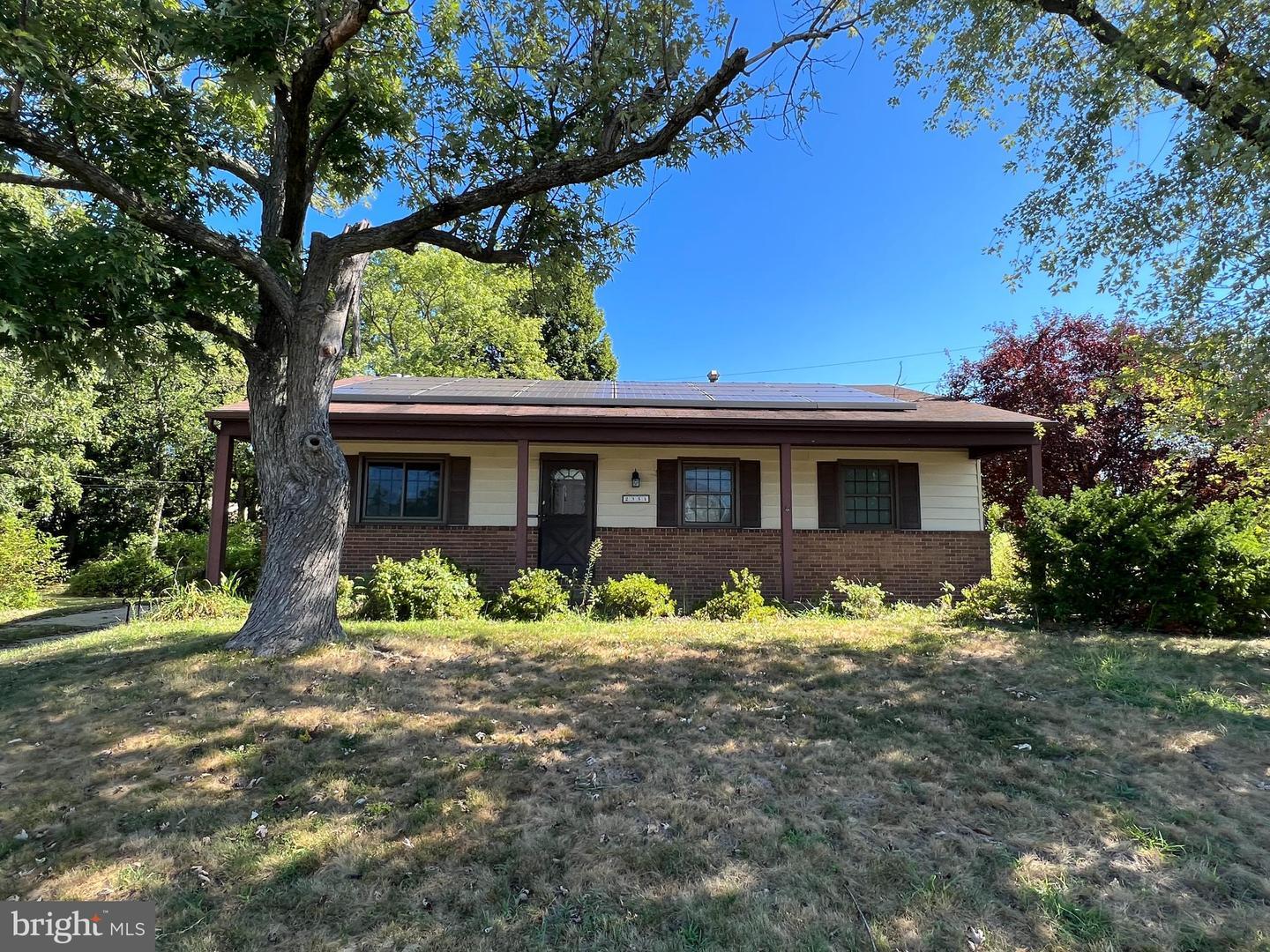 Property Photo: 2354 Hamiltowne Circle MD 21237